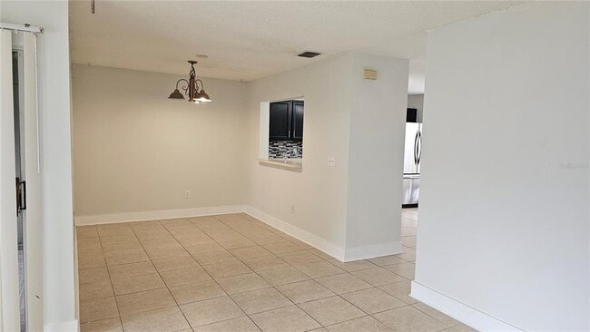 Building Photo - 2311 Water View Loop