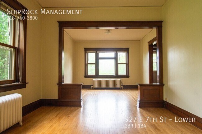 Foto del edificio - 927 E 7th St