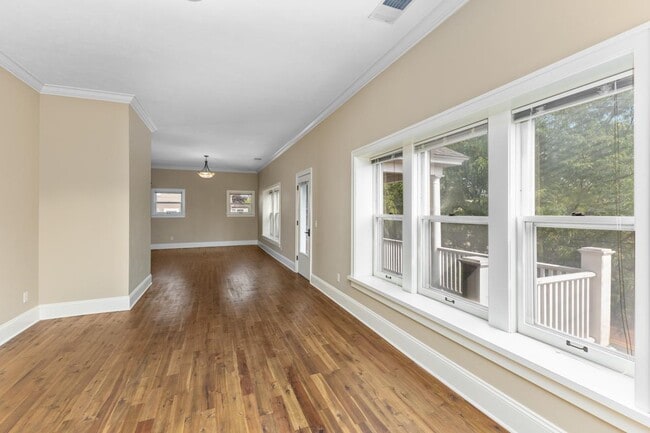 Foto del edificio - 835 Cherry St SE