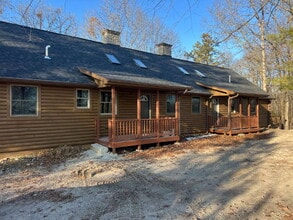 Building Photo - 479 Compton Ridge Rd