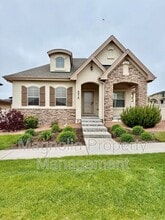 Building Photo - 9916 Wolf Lake Drive