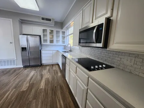 Building Photo - 10 Accomac Pl