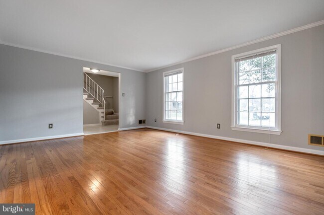 Building Photo - 9313 Kobe Way