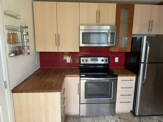 Foto del edificio - 4617 E Hwy 20