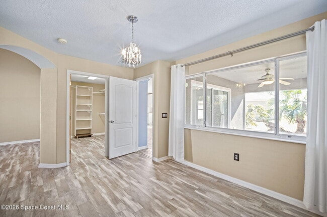 Building Photo - 3625 Fodder Dr