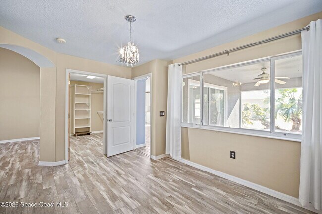 Foto del edificio - 3625 Fodder Dr