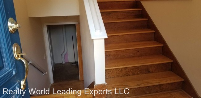 Building Photo - 4 br, 2.5 bath House - 3386 shorelake dr