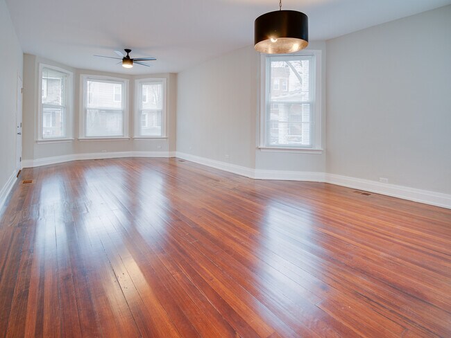 Foto del edificio - 3138 N Lawndale Ave