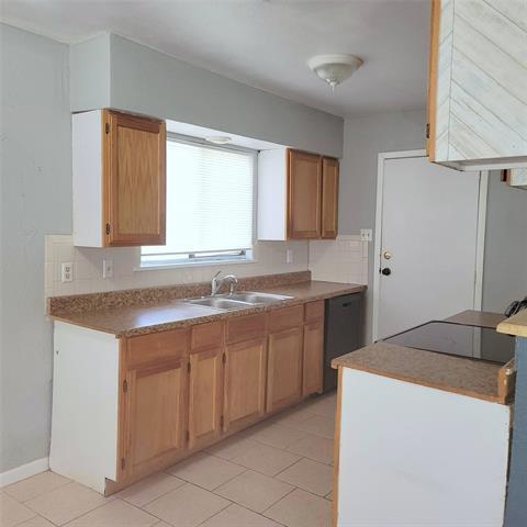 Building Photo - 401 Lumpkin