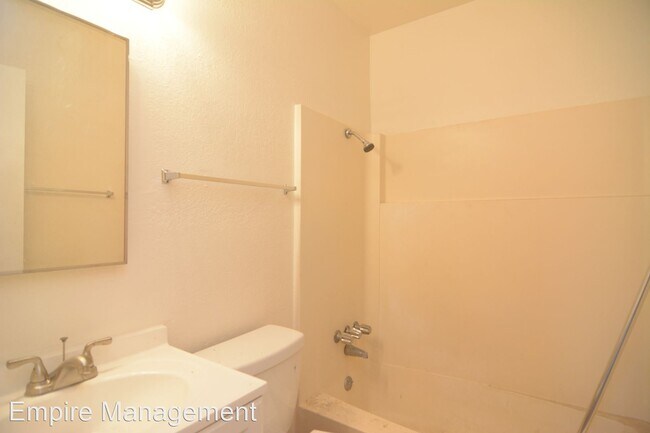 Foto del edificio - 3 br, 2 bath House - 1850 S Norris Avenue