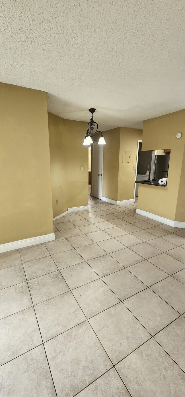 Building Photo - 17440 NW 67th Pl