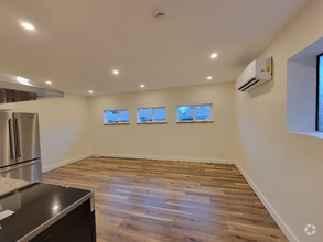 Building Photo - 4115 SW 195th Ct