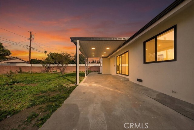 Foto del edificio - 15753 Cohasset St