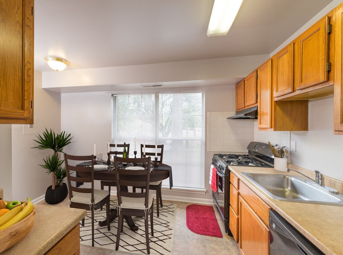 Scarborough Square Apartments Rockville, MD