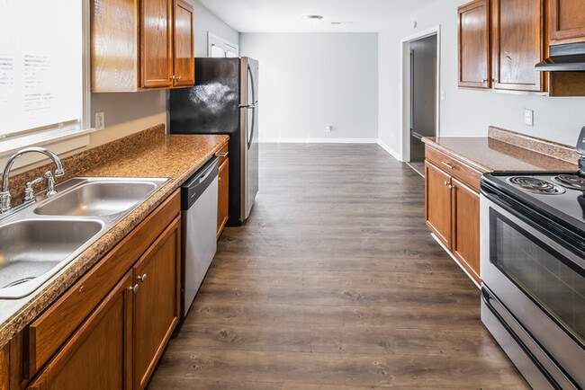 Foto del edificio - 4429 Clovewood St