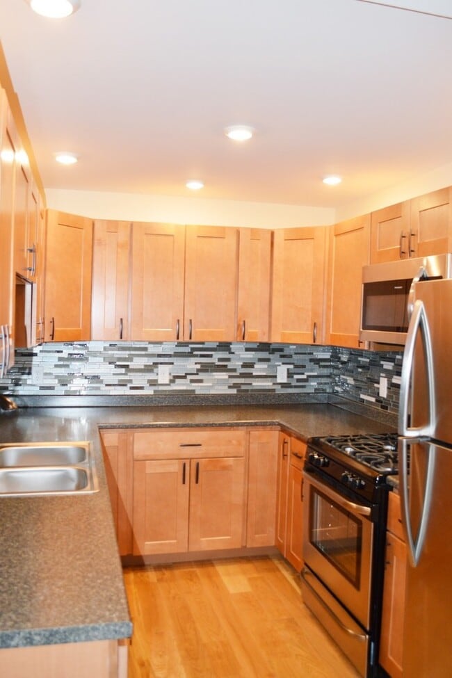 Photo - 220 North Ave Apartment