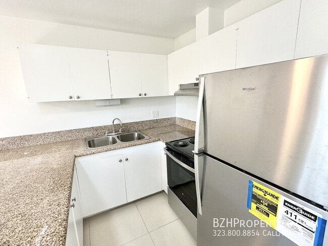 Foto del edificio - Newly Updated 1Bedroom 1Bathroom In Prime ...