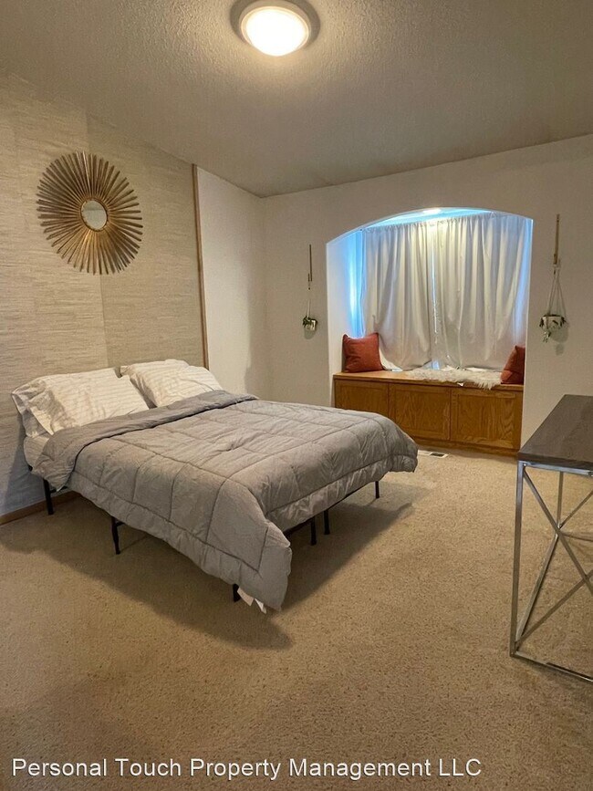 Building Photo - 3 br, 2 bath House - 3605 Fillmore St