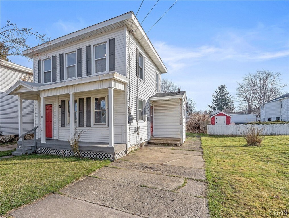 Primary Photo - 17 E 7th St