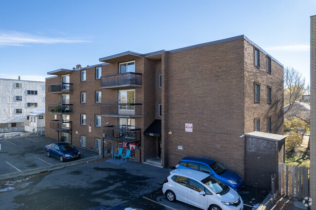 Building Photo - Crescent Heights Apartments