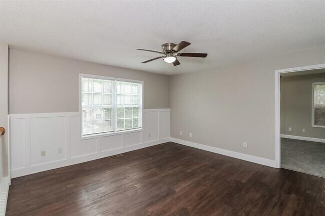 Building Photo - 38 Lazarus Dr