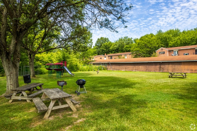 Foto del edificio - 2811 Parkman Rd NW