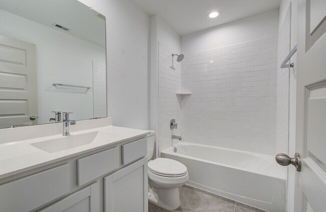 Building Photo - 3711 Birtley Bnd Wy