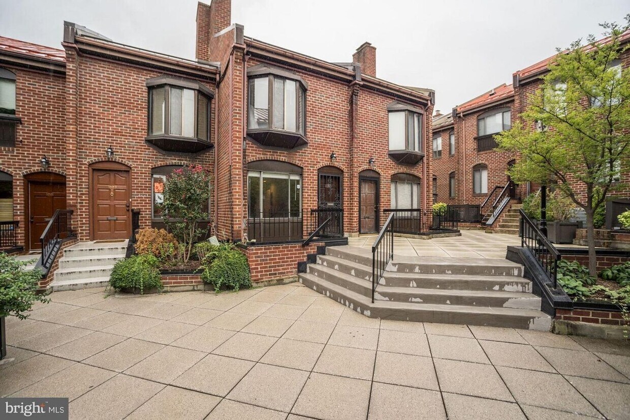Foto principal - Georgetown Waterfront Home!