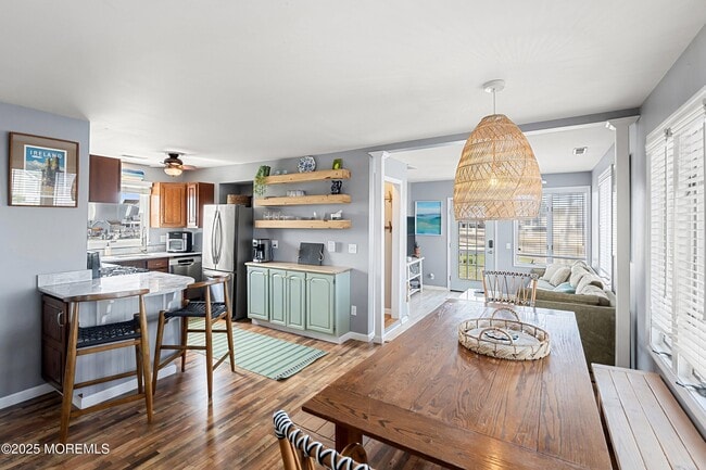 Building Photo - 167 4th Ave