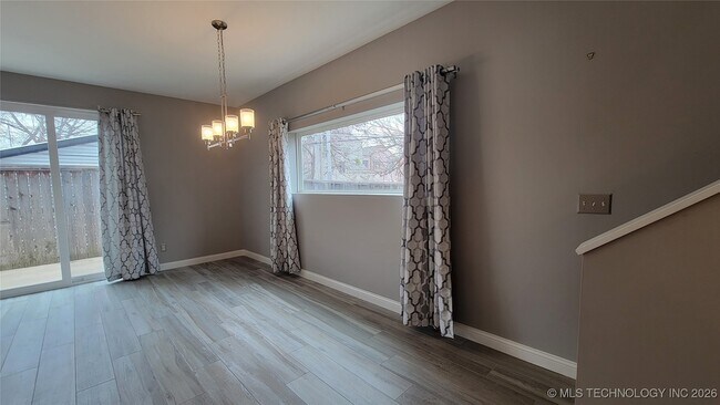 Foto del edificio - 1430 S Quincy Ave