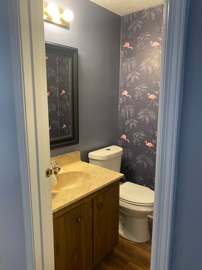 Foto del edificio - 9348 Loch Lea Ln