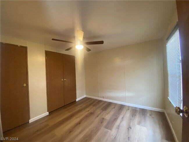 Building Photo - 2336 Jeane Ave
