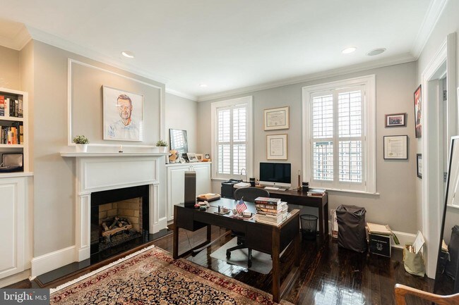 Building Photo - 1213 O St NW