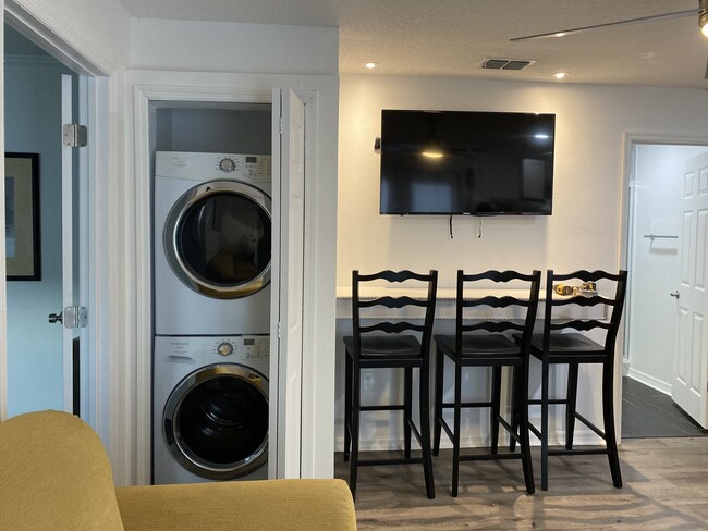 Building Photo - 2950 White Magnolia Loop