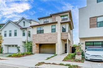 Building Photo - 26296 Paseo Sillin
