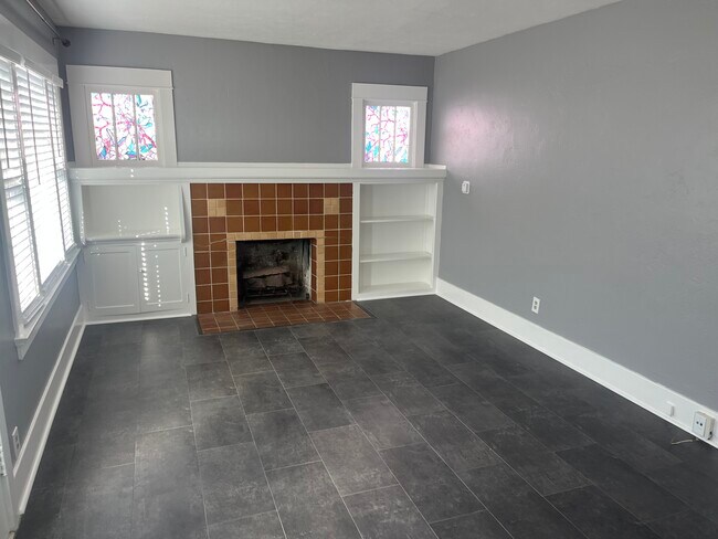 Foto del edificio - 3945 4th Ave