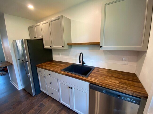 Foto del edificio - 516 S 13th St