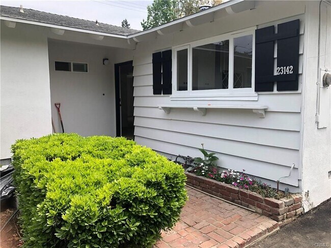 Foto del edificio - 23142 Dolorosa St