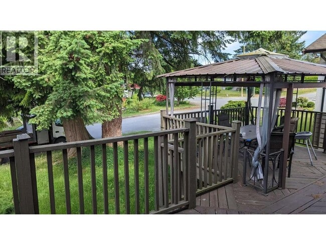 Photo du bâtiment - 7192 Paulus Crescent