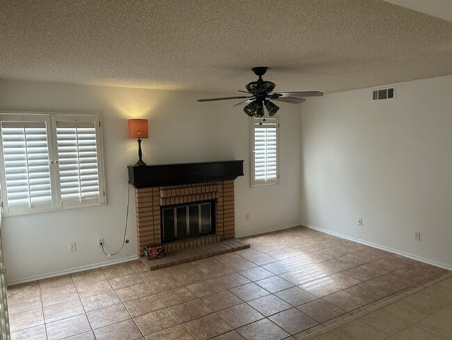 Building Photo - Ranchwood