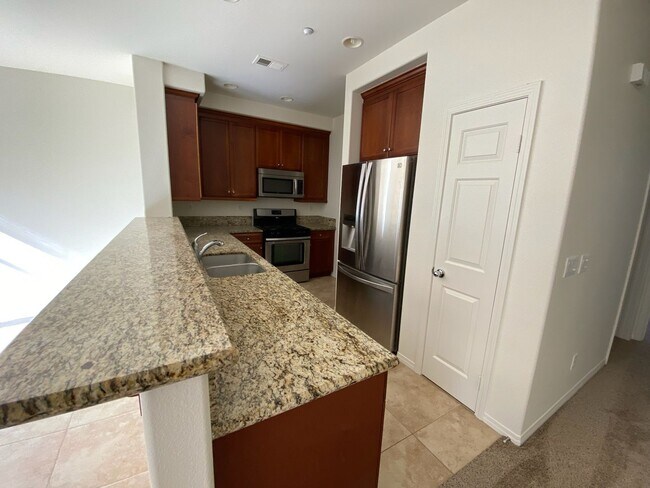 Foto del edificio - 4 Bedroom House in La Costa Greens Community