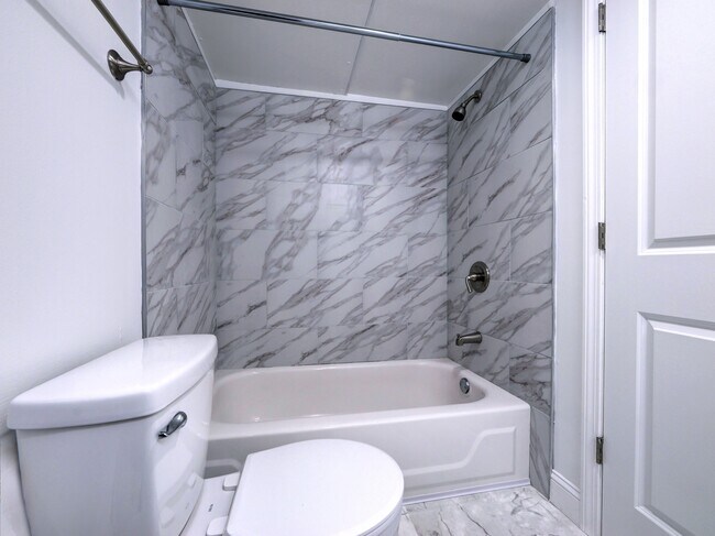 Foto del edificio - Colonie East Apartments