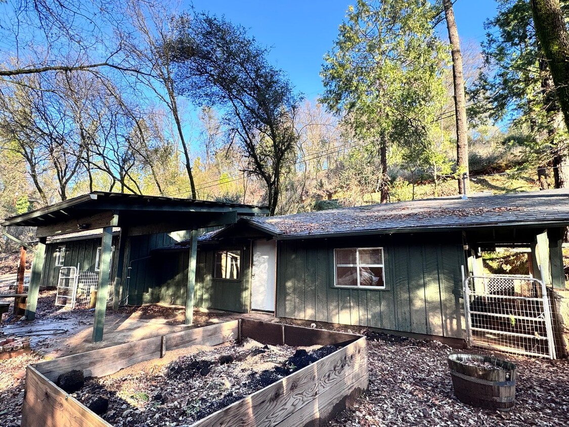 Foto principal - Charming home between Grass Valley and Auburn