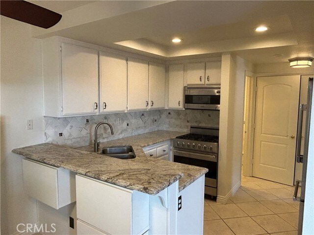 Foto del edificio - 276 Lemon Grove