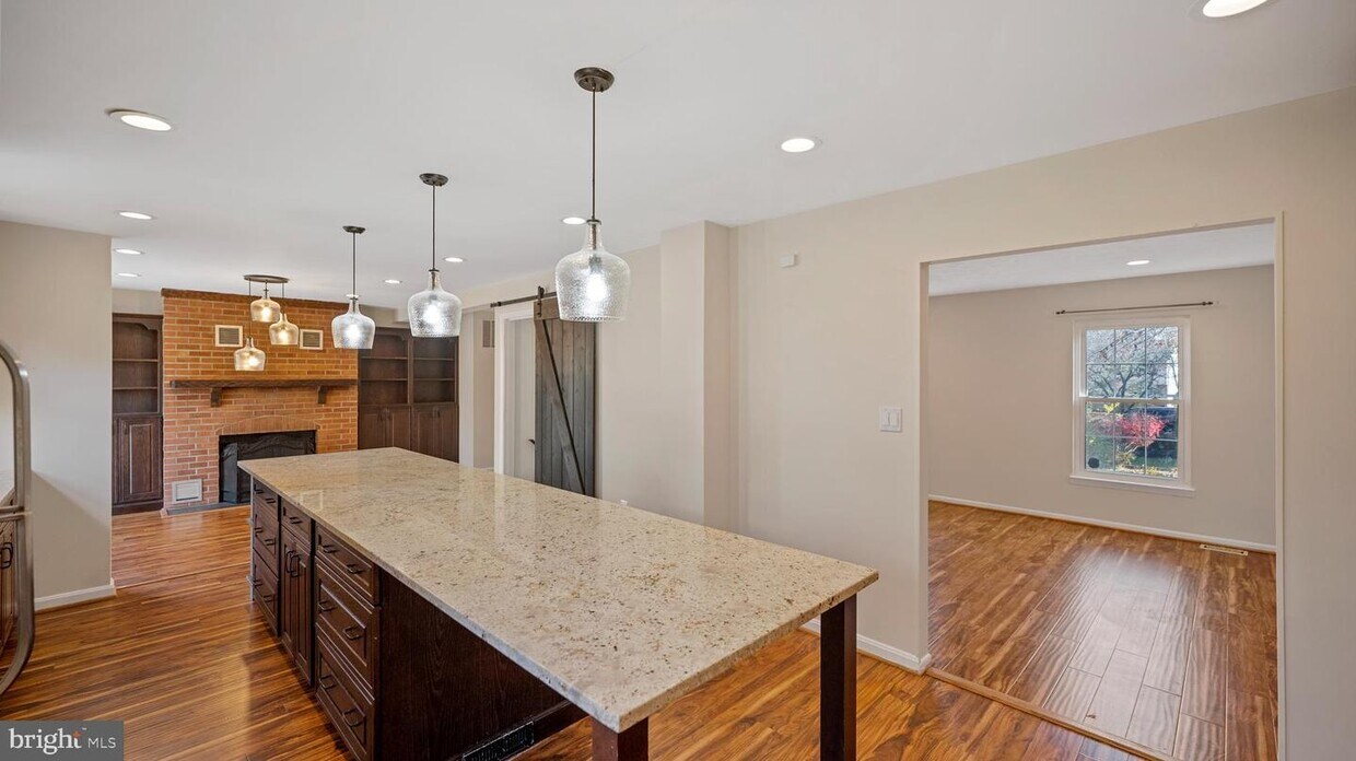 Foto principal - 9977 Cape Ann Dr