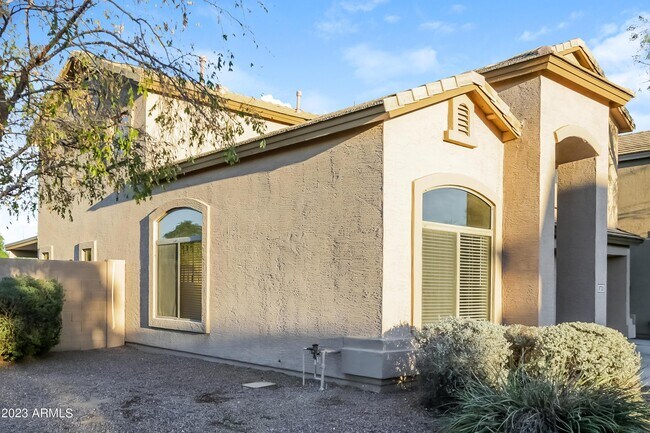 Foto del edificio - 8720 S 50th Ln