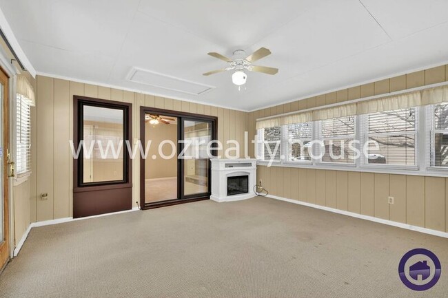 Building Photo - 2417 Whitechapel Dr