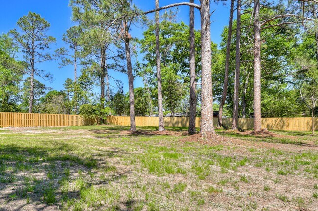 Building Photo - 247 Merion Ct