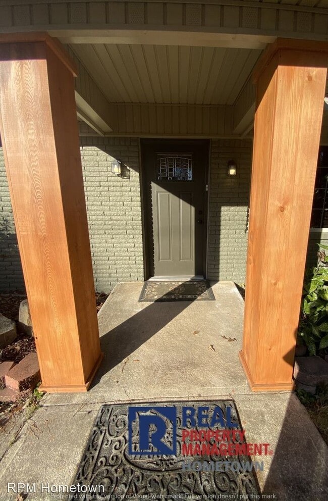 Foto del edificio - 4 br, 3 bath House - 101 Suburban Drive