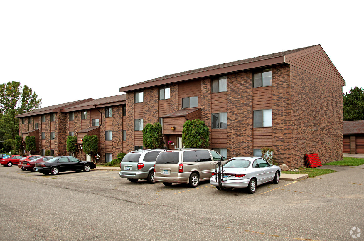 Primary Photo - Tower Heights Apartments